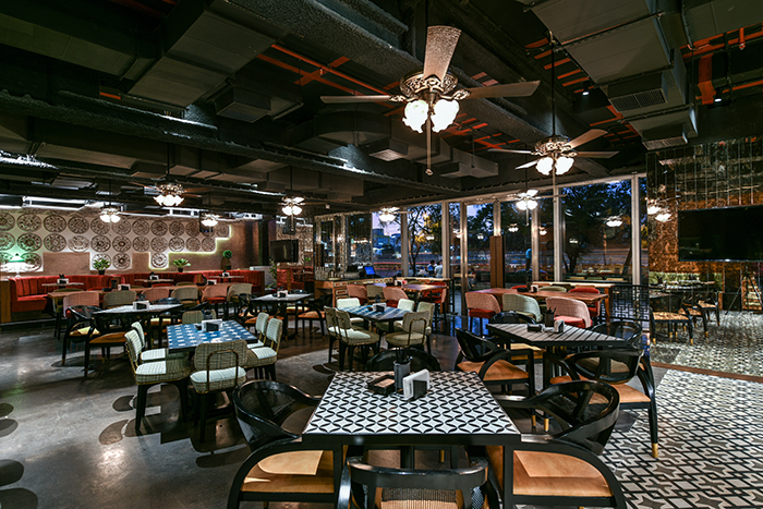 Hitchki BKC: Location, Menu, Ambience, Photos, Reviews