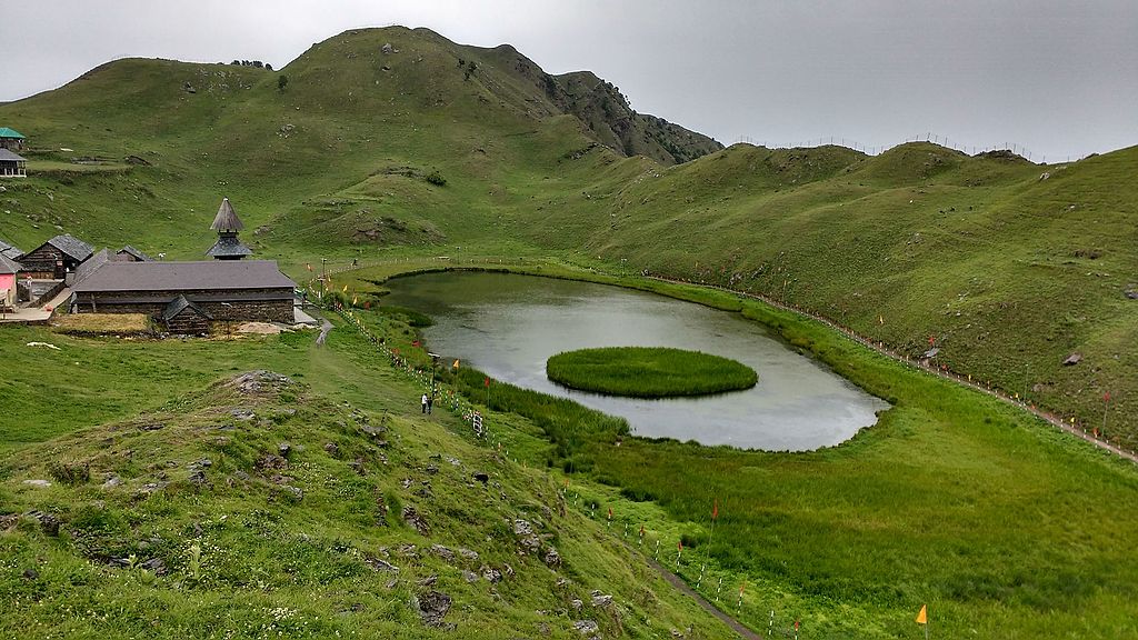 7 Tourist Places Near Manali You’ll Fall In Love With