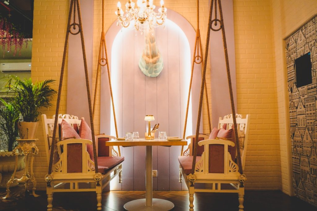 Blabber Coffee Borivali East: Sip, Chat, and Energize Your Day!