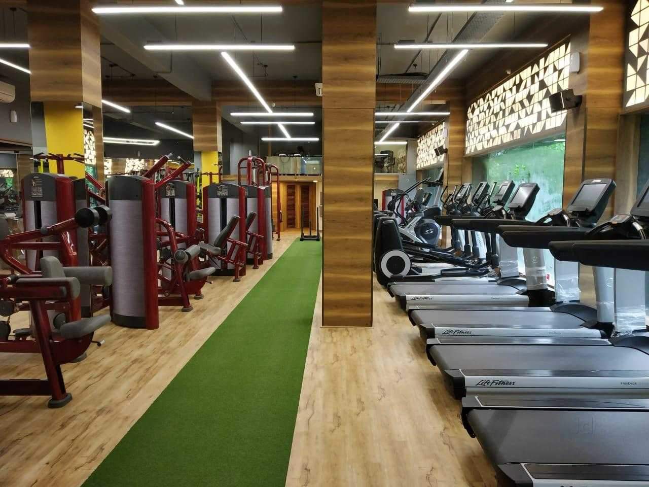 Experience Fitness like Never Before at Five Fitness Club!