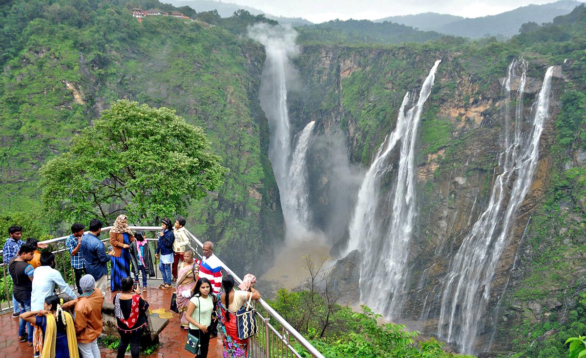 Jog Falls: Nature’s Majestic Spectacle in Karnataka