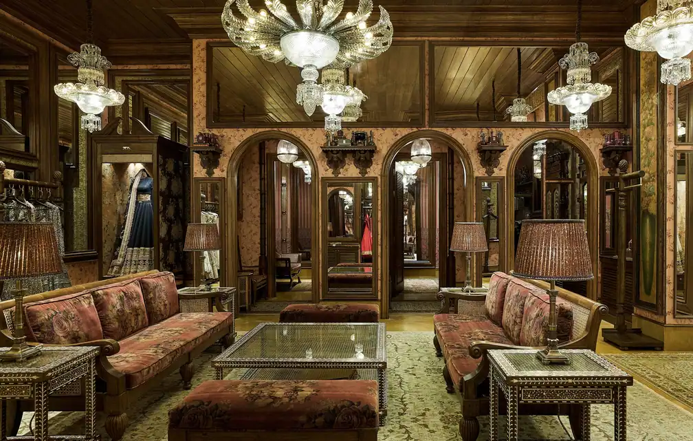 Sabyasachi Boutique in Mumbai: Where Tradition Meets Glamour