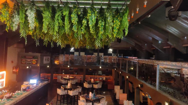 A16 Lounge: Best Lounge of Thane West Photos, Reviews, Menu, etc.